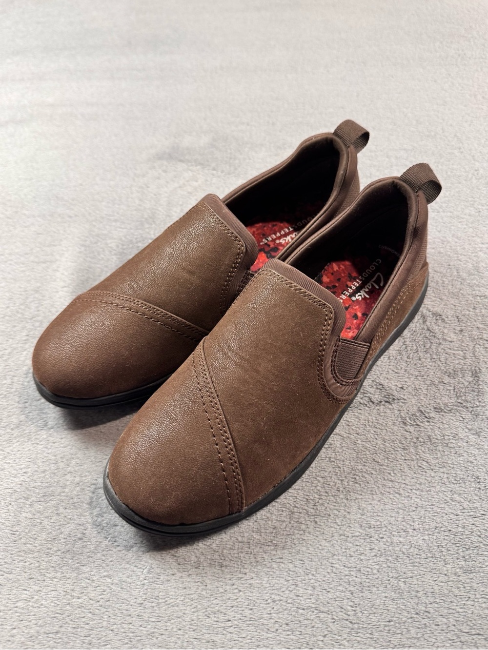 Clarks Cloudsteppers Breeze Dawn Women's Slip-On Comfort Loafers